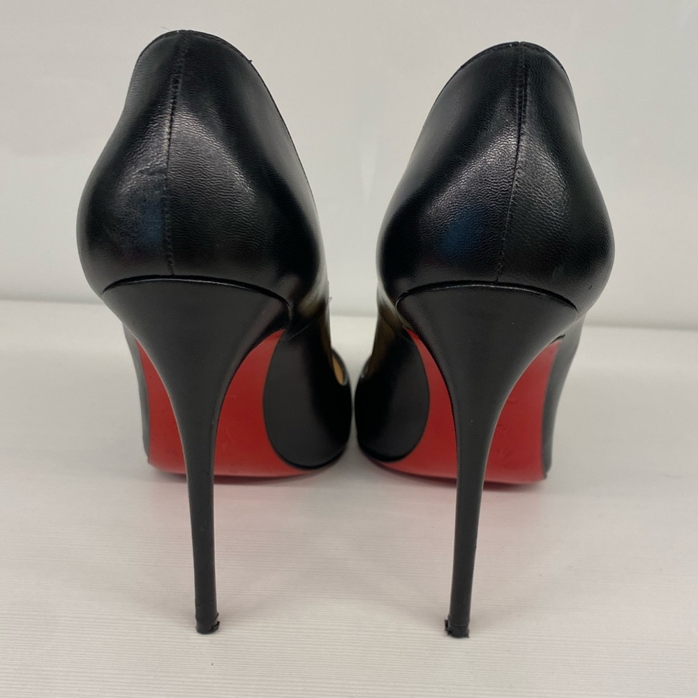 Authentic Christian louboutin So Kate shoes